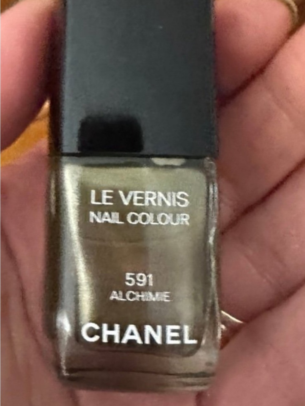 CHANEL 591 Alchime Metallic Olive Green Nail Polish